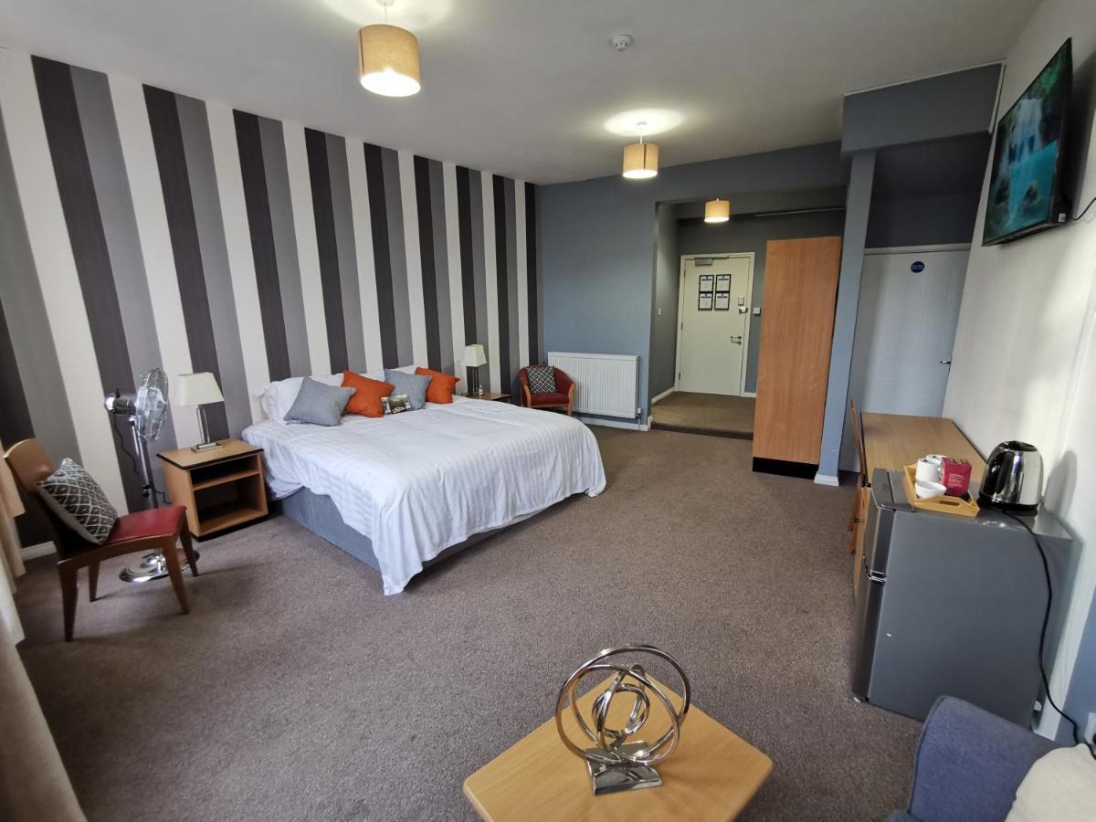 Aspire 860 Hotel Colchester Bagian luar foto